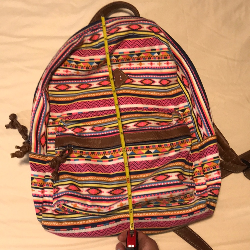 Tribal backpack - Picture 4 of 5